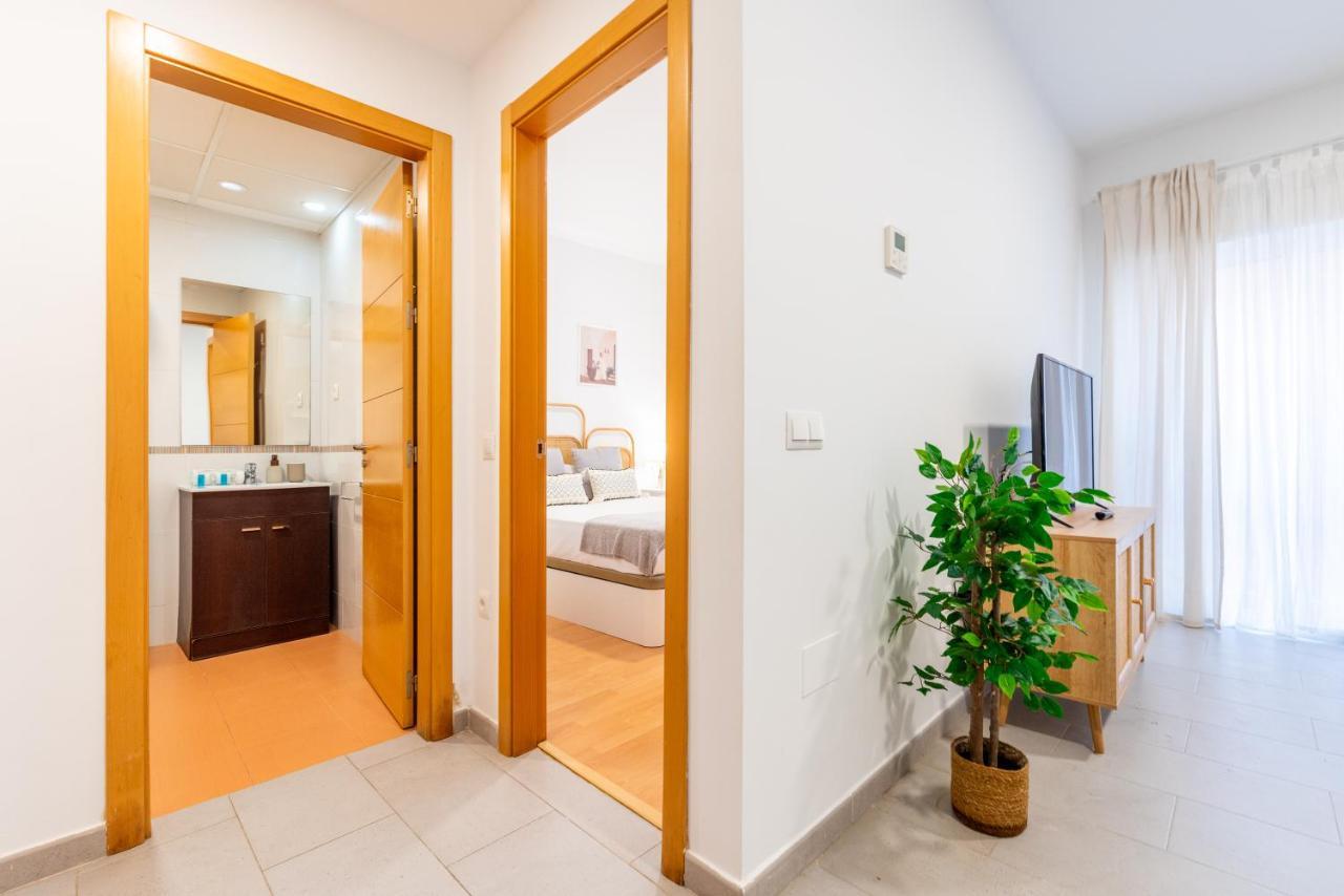 Wintowinrentals Superb New-Look Apartment Malaga Exterior photo